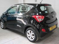 Used Hyundai i10 SE 87 HP (63 kW) 2016 Black Hatchback