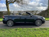 Used VW Eos Exclusive 140 HP (102 kW) 2015 Black Cabriolet