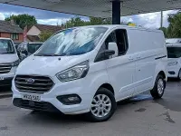 Used Ford Transit Custom Limited 130 HP (95 kW) 2022 White Van