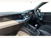 Used Audi A1 S-Line 108 HP (79 kW) 2023 White SUV