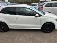 Usado VW Polo Edition 60 HP (44 kW) 2014 Branco Citadino
