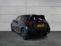 Used Mini Cooper SE Hatch 158 kW (215 HP) 2024 Black Hatchback