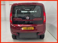 Used Fiat Doblò Easy 95 HP (69 kW) 2018 Red MPV