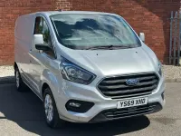 Used Ford Transit Custom Limited 130 HP (95 kW) 2019 Silver Van