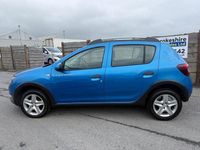 Used Dacia Sandero Lauréate 90 HP (66 kW) 2014 Blue Hatchback