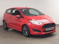 Usado Ford Fiesta ST-Line 100 CV (73 kW) 2017 Rojo Utilitario
