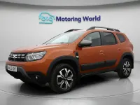 Begagnad Dacia Duster Journey 150 HK (110 kW) 2023 Orange SUV