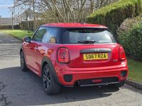 Usado Mini ONE Hatch 102 CV (75 kW) 2017 Utilitario
