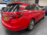 Used Vauxhall Astra Design Edition 136 HP (100 kW) 2019 Red Estate