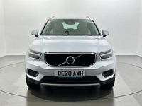 Used Volvo XC40 Momentum 188 HP (138 kW) 2020 Silver SUV