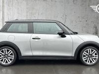 Usado Mini Cooper Hatch 113 kW (154 HP) 2025 Prateado Citadino