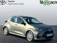 Usado Toyota Yaris Hybrid 116 HP (85 kW) 2023