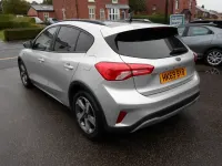 Begagnad Ford Focus Active 2019 Silver Halvkombi