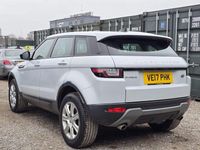 Used Land Rover Range Rover evoque SE 180 HP (132 kW) 2017 White Estate