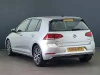 Used VW Golf VII SE 130 HP (95 kW) 2018 Silver Hatchback