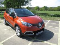 Używany Renault Captur Dynamique 90 KM (66 kW) 2016 Pomarańczowy SUV