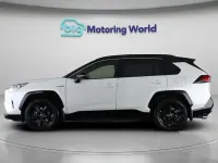 Used Toyota RAV4 Hybrid 222 HP (163 kW) 2019 White SUV