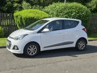 Used Hyundai i10 Premium 87 HP (63 kW) 2016 White Hatchback