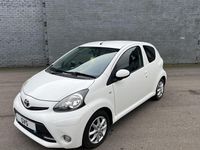 Used Toyota Aygo 2013 White Hatchback