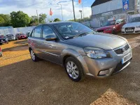 Used Kia Rio 2011 Silver Hatchback