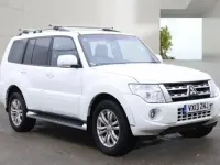 Used Mitsubishi Shogun 200 HP (147 kW) 2013 White SUV