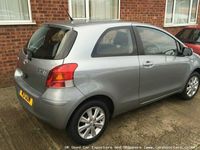 Begagnad Toyota Yaris 2009 Halvkombi