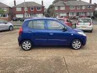 Begagnad Hyundai i10 Classic 85 HK (62 kW) 2013 Blå Halvkombi