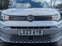 Usado VW Caddy Pro 102 HP (75 kW) 2023 Prateado Monovolume