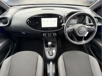 Used Toyota Aygo X PURE 71 HP (52 kW) 2024 Blue SUV