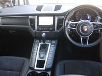 Begagnad Porsche Macan 252 HK (185 kW) 2017 Svart SUV