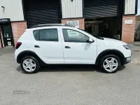 Used Dacia Sandero Ambiance 90 HP (66 kW) 2016 White Hatchback