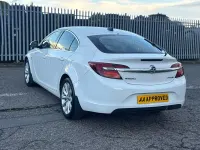 Used Vauxhall Insignia Elite 170 HP (125 kW) 2016 White Hatchback