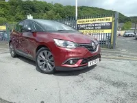 Used Renault Scénic IV Dynamique 110 HP (80 kW) 2017 Red MPV