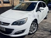 Used Vauxhall Astra SRi 2013 White Hatchback