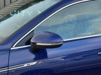 Used VW Arteon R-line 190 HP (139 kW) 2018 Blue Hatchback