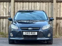 Używany Ford Focus Zetec 125 KM (91 kW) 2013 Szary Hatchback