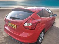 Usado Ford Focus Zetec 2012 Vermelho Citadino