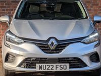 Gebraucht Renault Clio V Iconic 90 PS (66 kW) 2022 Kleinwagen