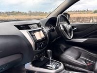 Gebraucht Nissan Navara Tekna 190 PS (139 kW) 2016 Weiß Pickup