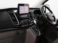 Begagnad Ford Transit Custom Limited 170 HK (125 kW) 2023 Vit Van