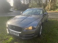 Usado Jaguar XE Prestige 2017 Cinzento Sedan