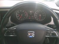 Begagnad Seat Leon SE Dynamic 2018 Grå Halvkombi