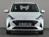 Used Hyundai i10 Advanced 67 HP (49 kW) 2023 White Hatchback