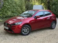 Second-hand Mazda 2 Center-Line 116 CP (85 kW) 2023 Roșu Hatchback