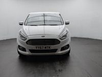 Used Ford S-MAX Titanium 150 HP (110 kW) 2017 White MPV