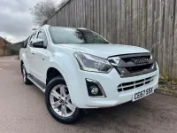 Used Isuzu D-Max 160 HP (117 kW) 2017 White Pickup