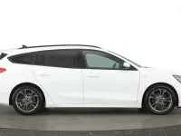 Used Ford Focus ST-Line 120 HP (88 kW) 2022 White Estate