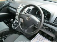 used Toyota Corolla Verso 2.2 D-4D