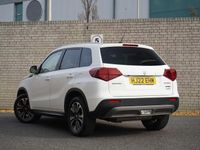 Second-hand Suzuki Vitara SZ5 2022 Alb SUV