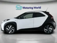 Used Toyota Aygo X 72 HP (52 kW) 2023 White SUV